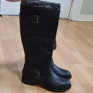 Black boots